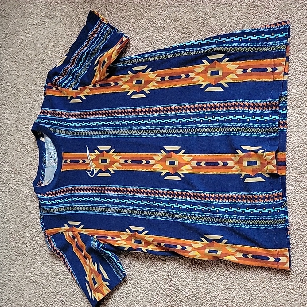 Nike t-shirt, size S, multicolor print